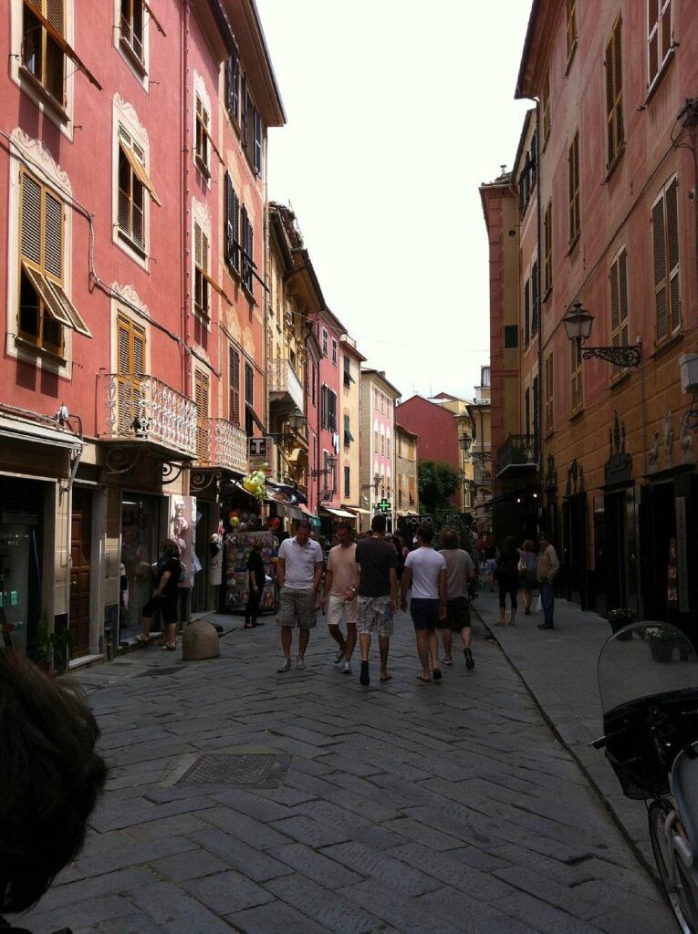 Caruggio Via XXV Aprile
